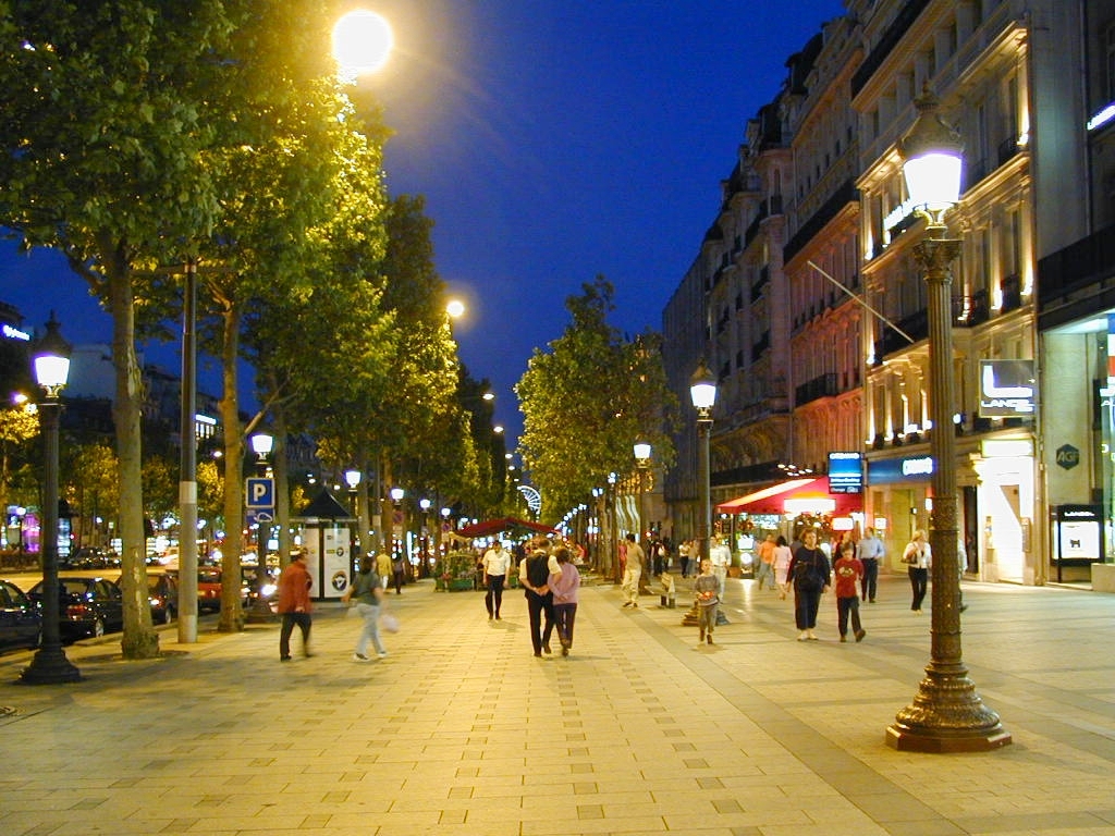 Champs-Elysees‎